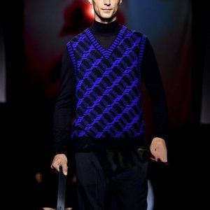 REGULAR-FIT JACQUARD VEST